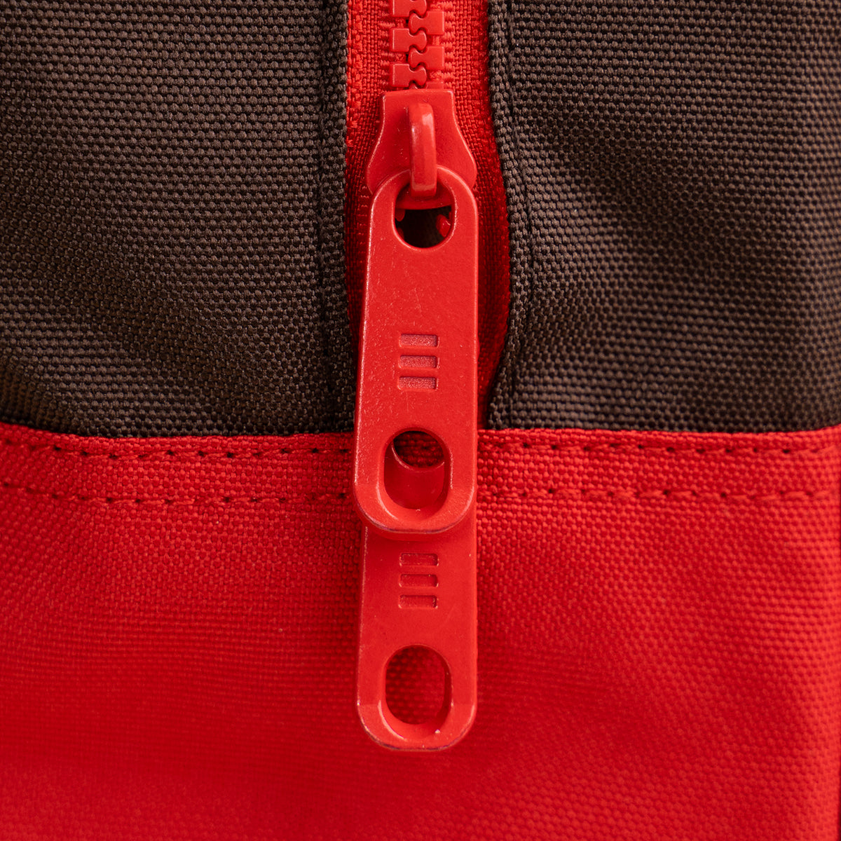 Kindy Cooler Backpack - Choc Apple