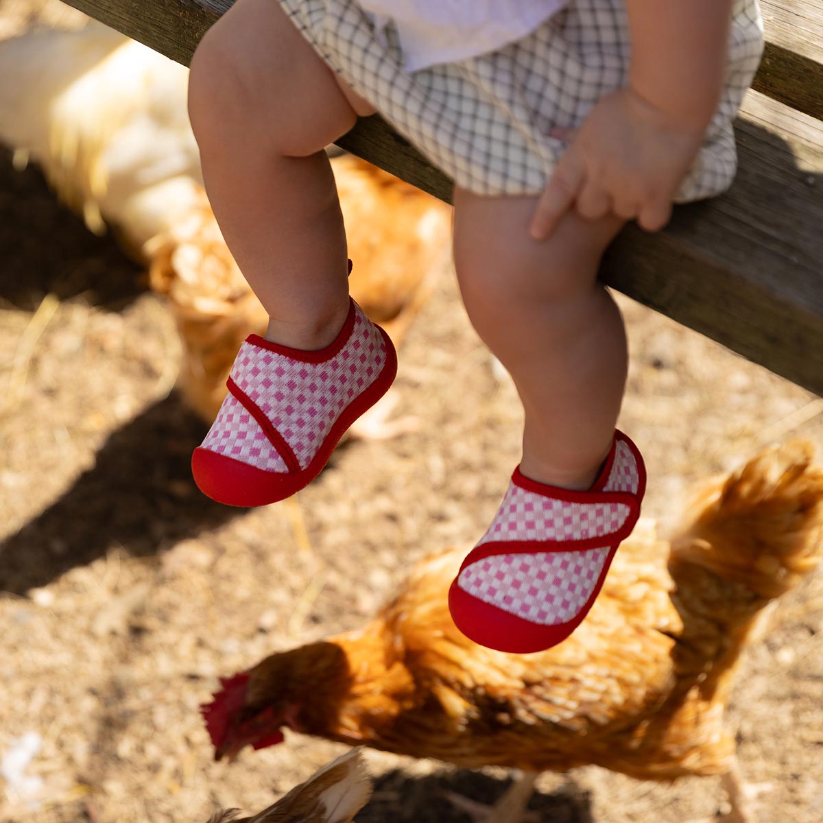 Duckies Velcro Strawberry Checker