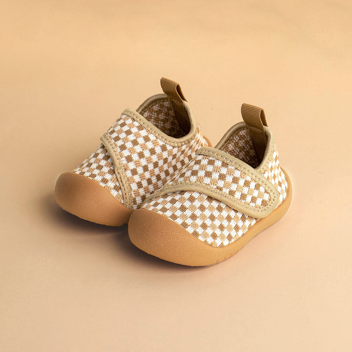 Duckies Velcro Peanut Checker