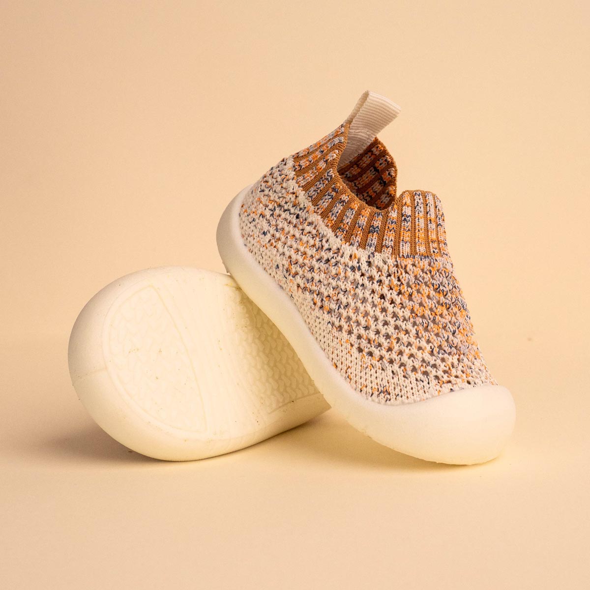 Lightweight slip-on shoes