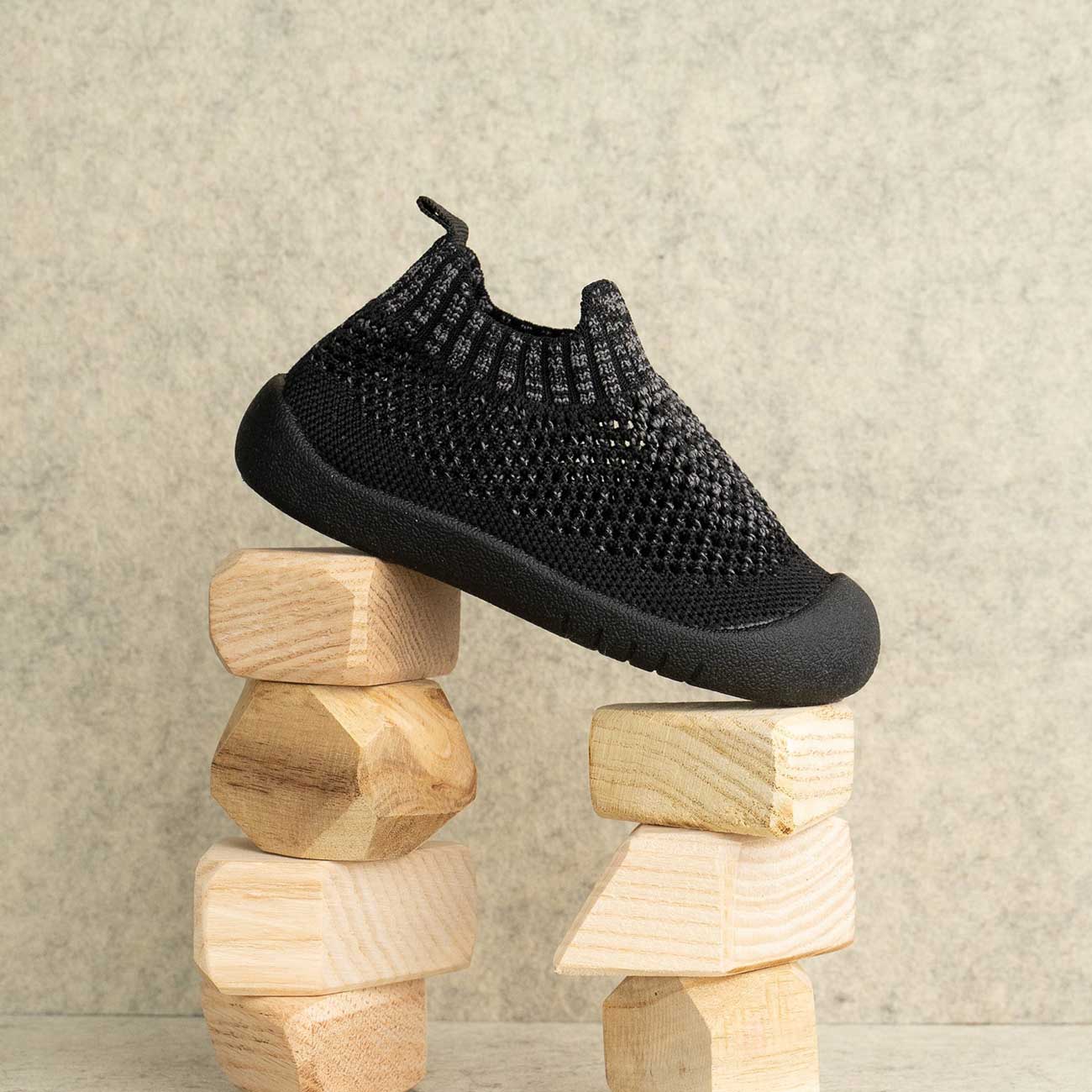 Duckies Slip-On Black Fleck