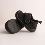 Duckies children black shoes
