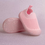 Pink baby shoes 