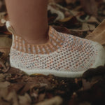 Flexible baby shoes 