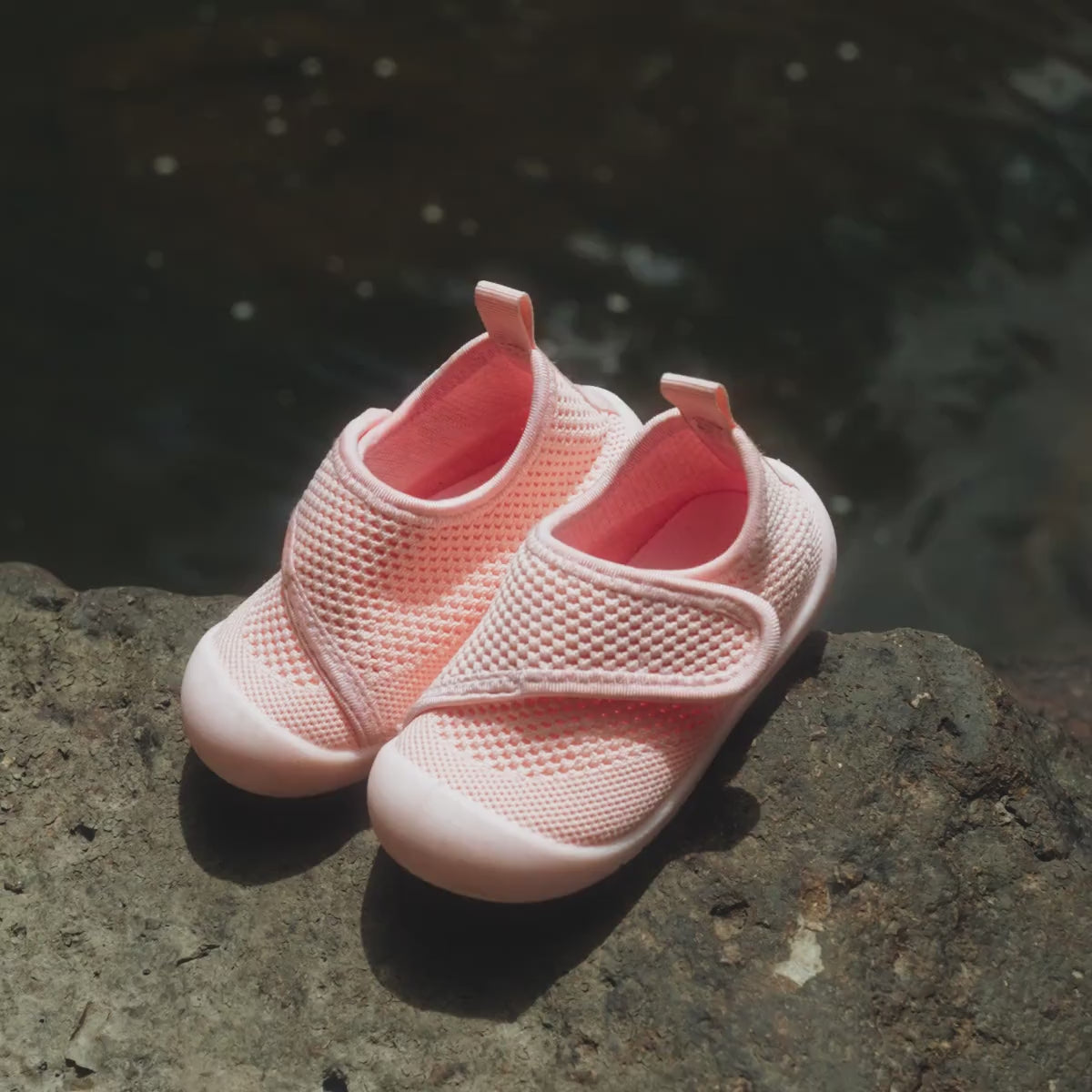 Pink breathable toddler slip-on shoe
