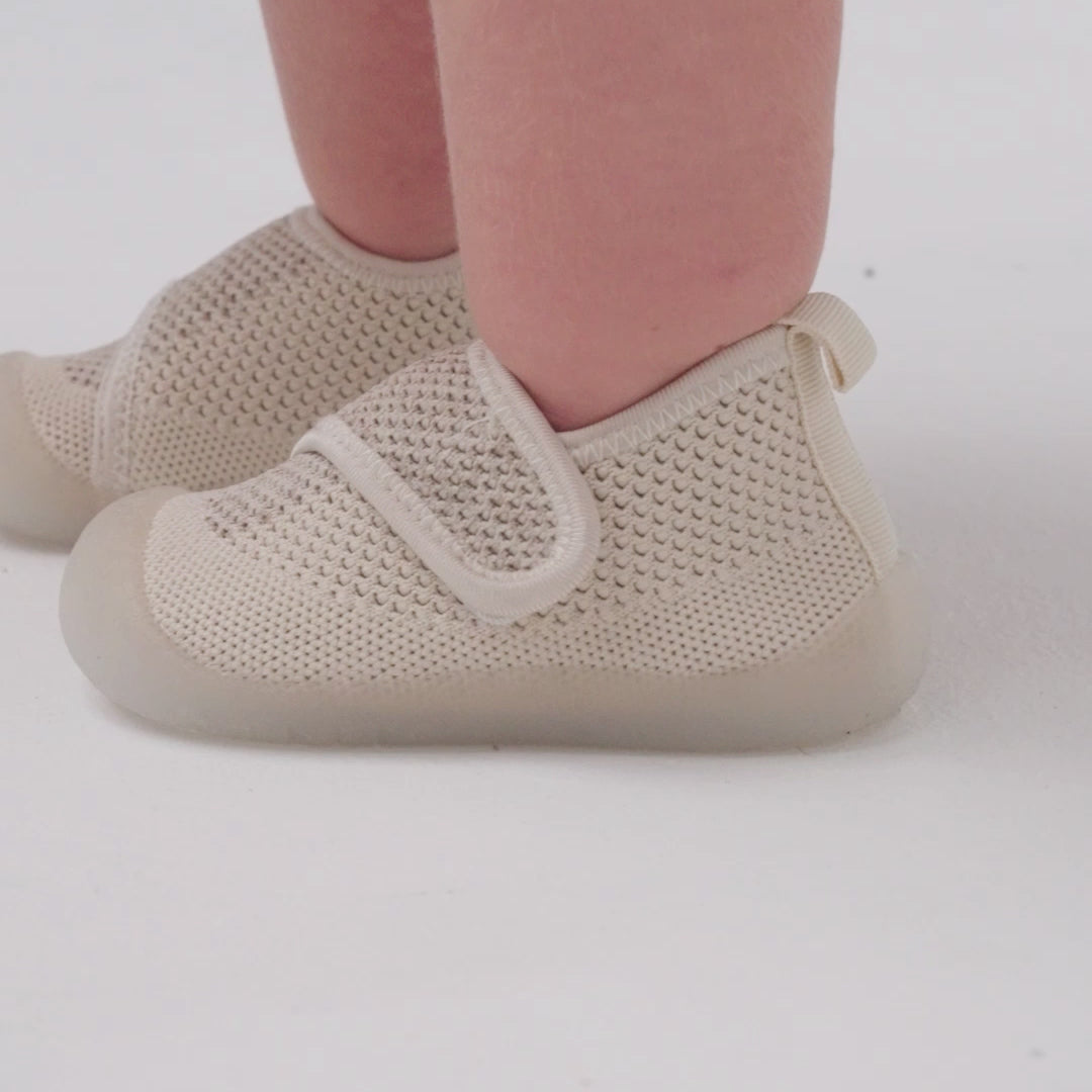 Velcro Duckies oat shoes 
