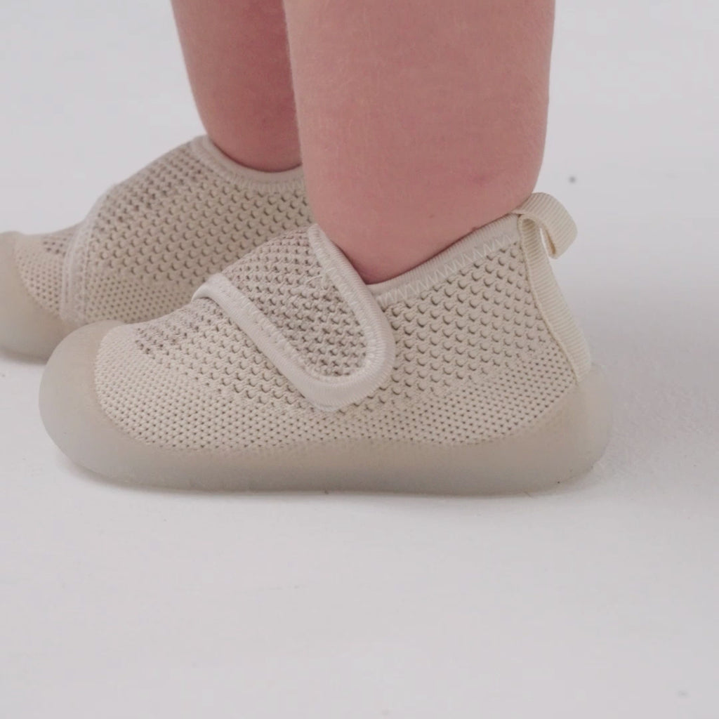 Velcro Duckies oat shoes 
